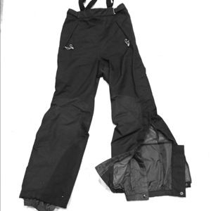 Patagonia Women’s drop seat snow pants